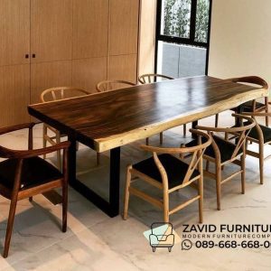 Meja Makan Trembesi Kaki Besi Padang Meja Makan Trembesi Kaki Besi Padang