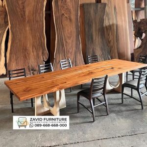 Meja Kayu Utuh Besar Samarinda Meja Kayu Utuh Besar Samarinda