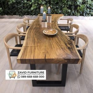 Meja Trembesi Besar Kaki Besi Kota Manado Set 8 Kursi Meja Trembesi Besar Kaki Besi Kota Manado Set 8 Kursi