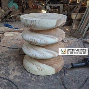 Stool Kayu Solid Bentuk Unik Stool Kayu Solid Bentuk Unik