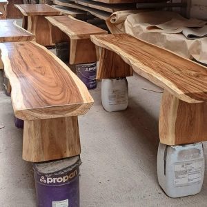 Bangku Panjang Utuh Trembesi Bangku Panjang Utuh Trembesi