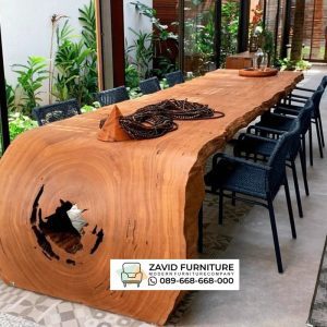 Meja Utuh Trembesi Lengkung Meja Utuh Trembesi Lengkung