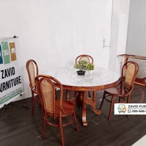 Produsen Resmi Meja Marmer Bulat Manado Produsen Resmi Meja Marmer Bulat Manado