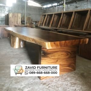 Meja Trembesi Kayu Utuh