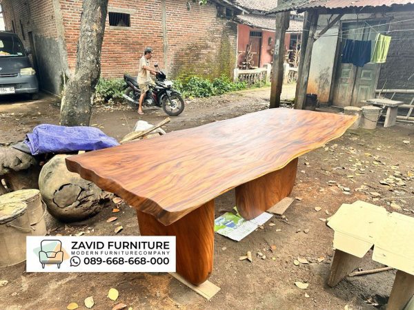 Meja Trembesi Utuh 2 Meja Trembesi Utuh