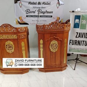 Podium Ukir Masjid Terbaik