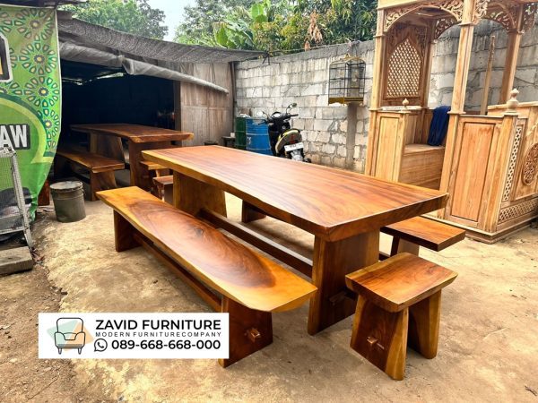 Meja Kayu Utuh Panjang Meja Kayu Utuh Panjang