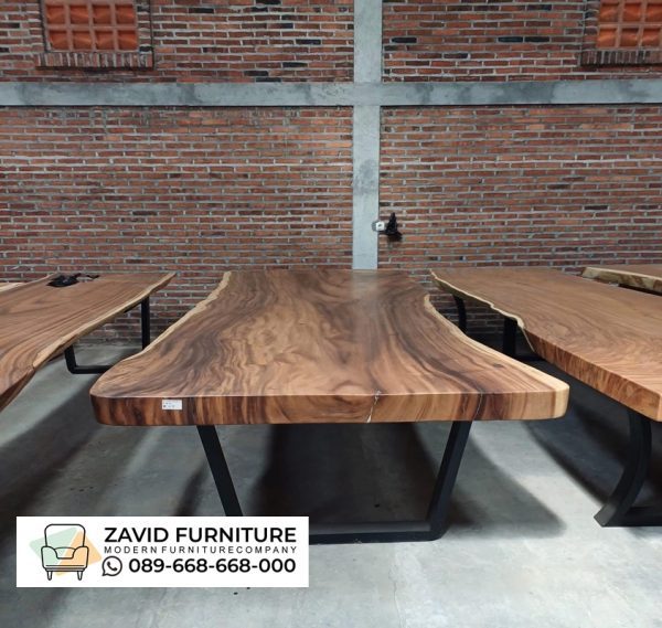 Meja Utuh Kayu Trembesi Tebal Meja Utuh Kayu Trembesi Tebal