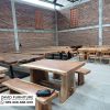 Meja Utuh Kayu Trembesi Tebal
