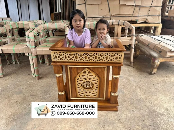 Mimbar Pendek Semi Majlis Kayu Jati Mimbar Pendek Semi Majlis Kayu Jati