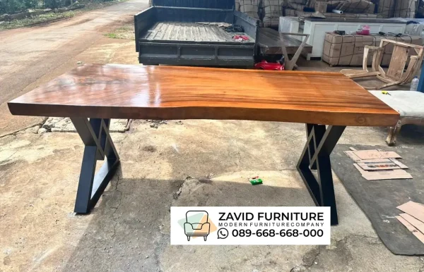 Meja Trembesi Solid Kaki Besi Meja Trembesi Solid Kaki Besi