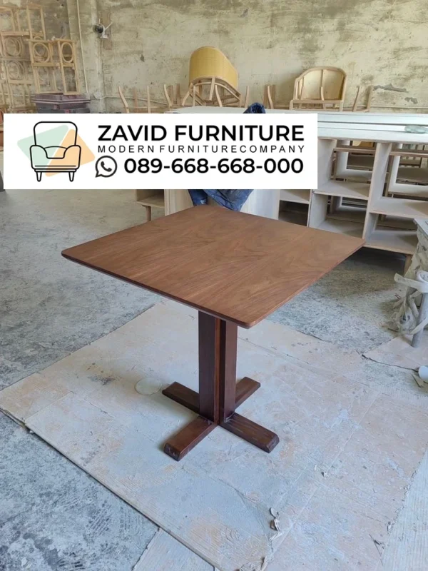Meja Cafe Bahan Kayu Jati